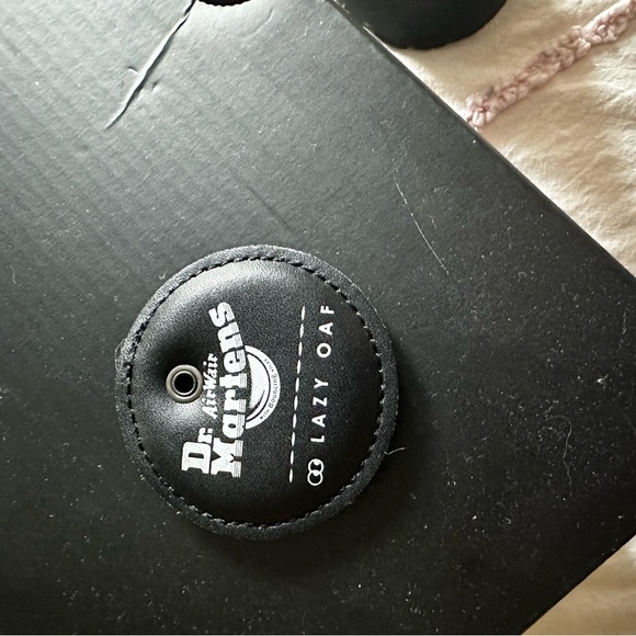 Dr. Martens x Lazy Oaf Happy Sad Bethan Lo - Picture 6 of 9